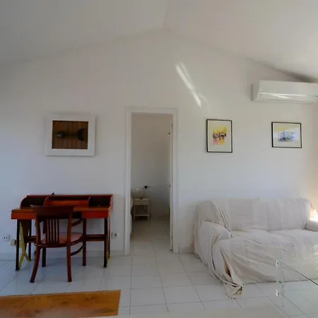 Club P 303 Star Apartment *